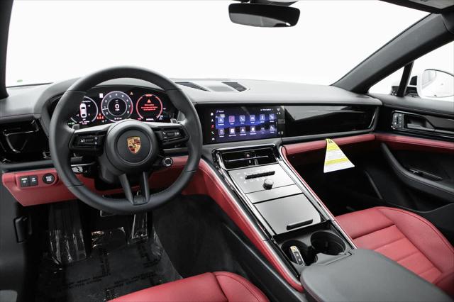 2026 Porsche Panamera RWD