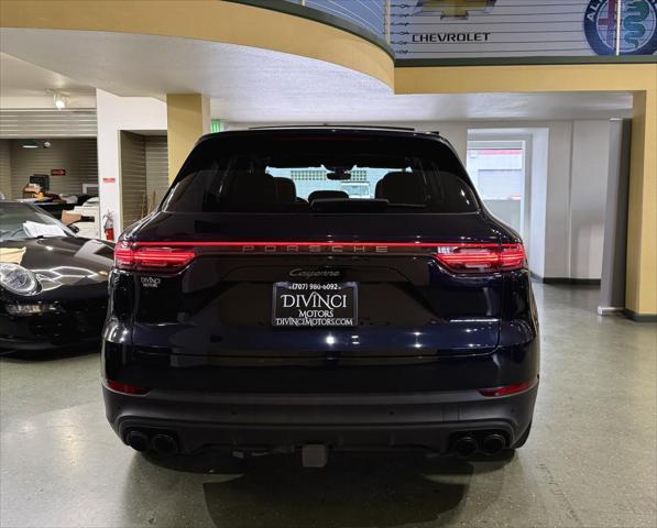 2023 Porsche Cayenne Platinum Edition
