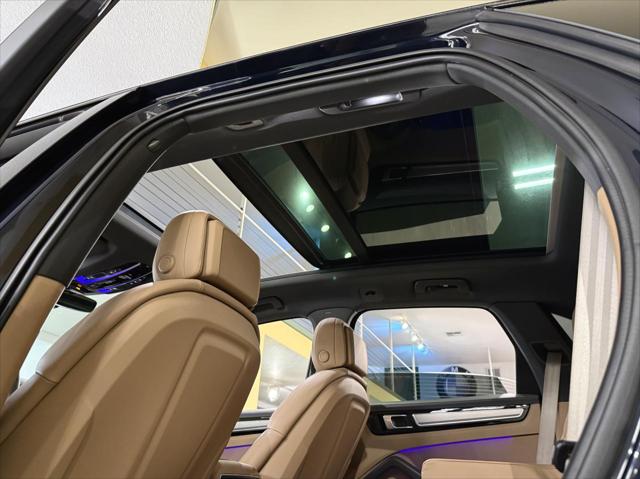2023 Porsche Cayenne Platinum Edition