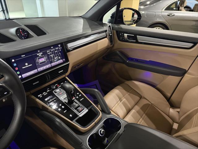 2023 Porsche Cayenne Platinum Edition