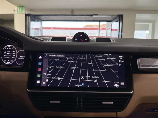 2023 Porsche Cayenne Platinum Edition