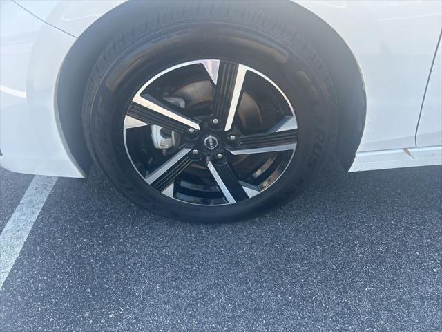 2024 Nissan Sentra SV Xtronic CVT