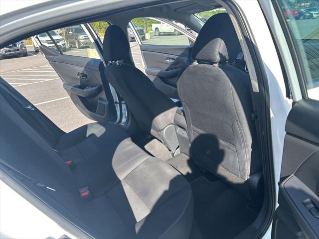 2024 Nissan Sentra SV Xtronic CVT