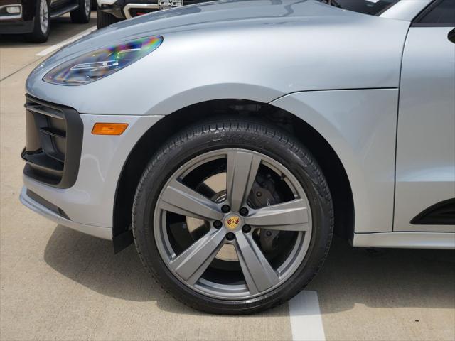 2022 Porsche Macan Base - Photo 8