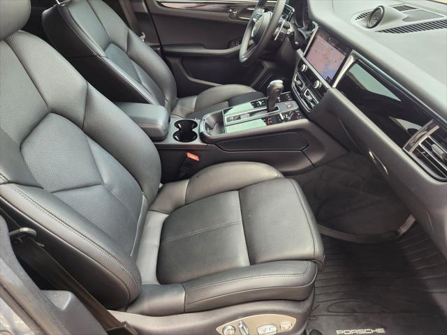2022 Porsche Macan Base - Photo 14
