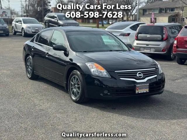 2008 Nissan Altima 2.5 S for sale in Madison, WI