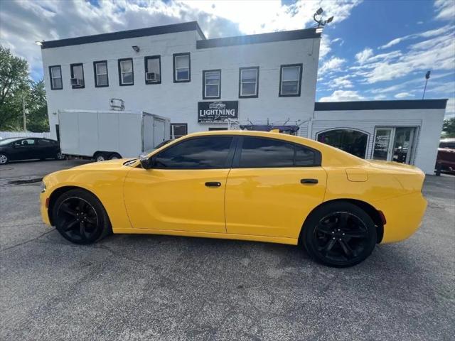 2017 Dodge Charger SXT RWD for sale in Springfield, IL