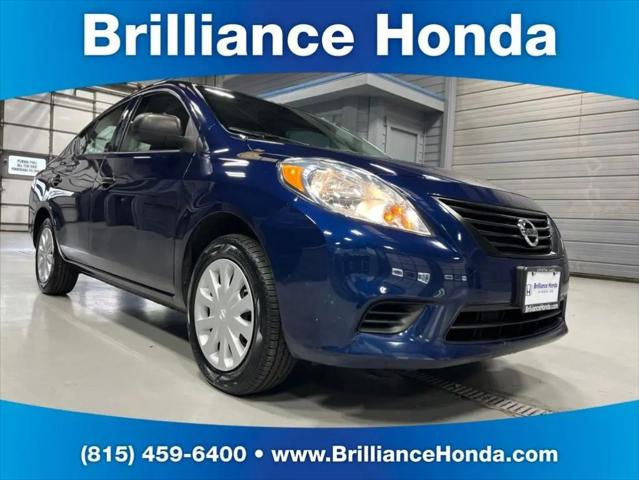 2013 Nissan Versa 1.6 S for sale in Crystal Lake, IL