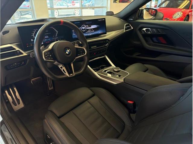 2025 BMW M240 i