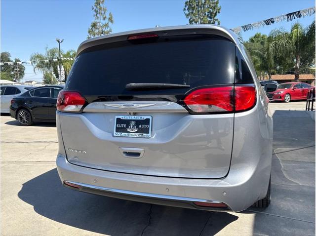 2020 Chrysler Pacifica Touring L