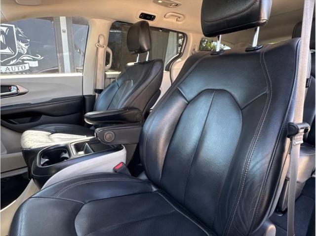 2020 Chrysler Pacifica Touring L