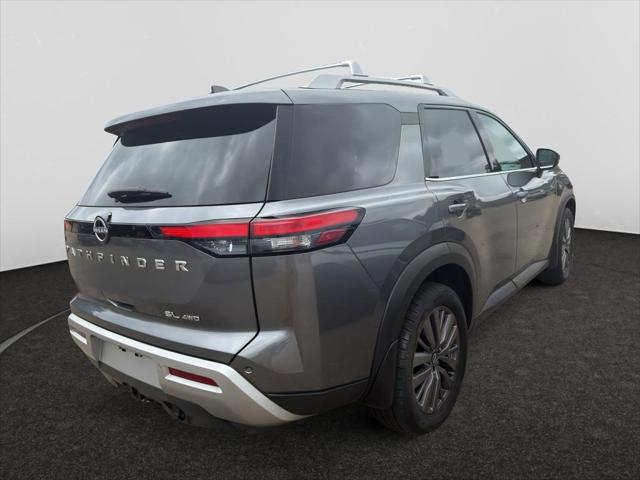 2023 Nissan Pathfinder SL 4WD