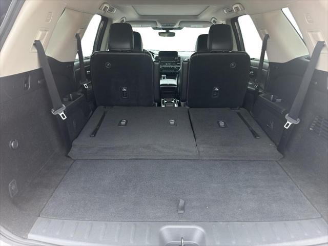 2023 Nissan Pathfinder SL 4WD