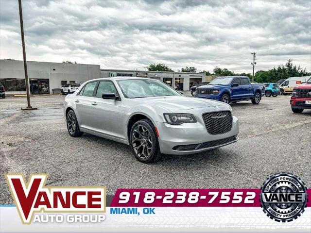 2022 Chrysler 300 Touring for sale in Miami, OK