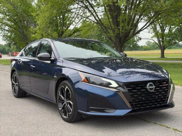 2023 Nissan Altima SR FWD for sale in Georgetown, KY