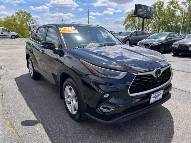 2023 Toyota Highlander LE for sale in Cedarville, IL