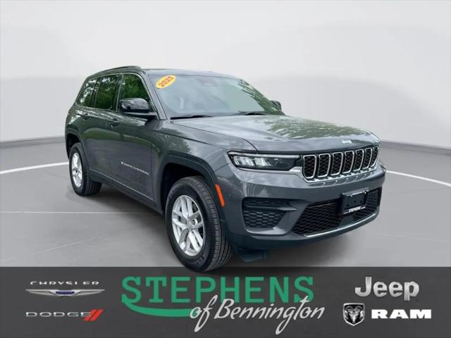 2025 Jeep Grand Cherokee Laredo X 4x4 for sale in Bennington, VT
