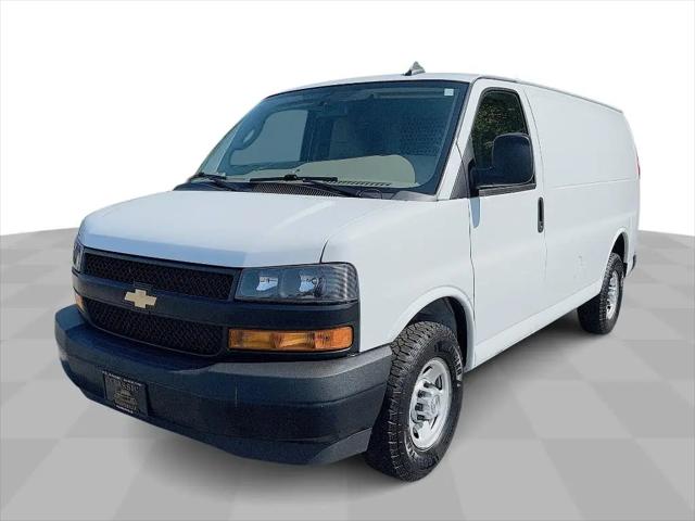 2020 Chevrolet Express Cargo Van RWD 2500 Regular Wheelbase WT for sale in Painesville, OH