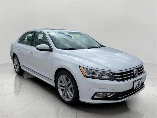 2017 Volkswagen Passat 1.8T SE for sale in Green Bay, WI