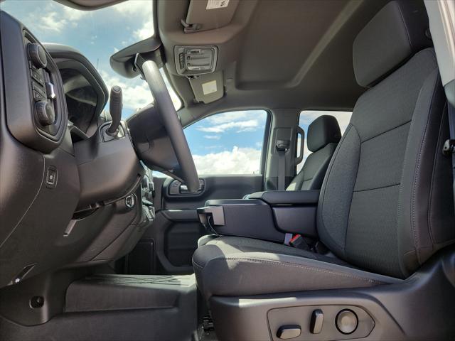 2026 Chevrolet Silverado 1500 4WD Crew Cab Short Bed Custom