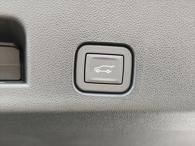 2026 GMC Acadia AT4 AWD