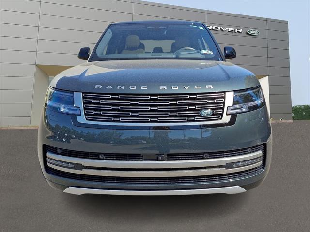 2026 Land Rover Range Rover P530 SE 7 Seat
