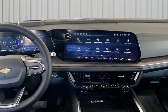2026 Chevrolet Suburban LT, 4WD