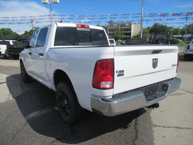 2023 Ram 1500 Classic SLT Crew Cab 4x4 5'7" Box