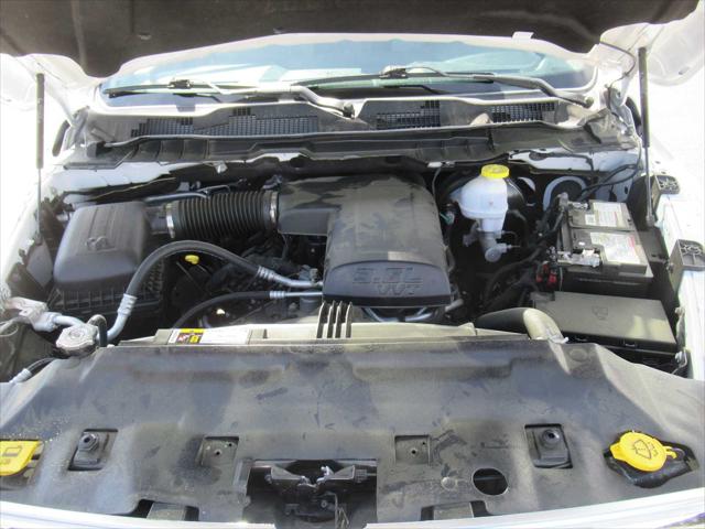 2023 Ram 1500 Classic SLT Crew Cab 4x4 5'7" Box
