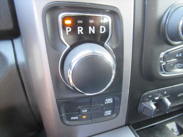 2023 Ram 1500 Classic SLT Crew Cab 4x4 5'7" Box