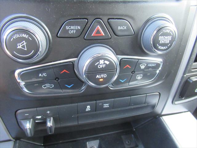 2023 Ram 1500 Classic SLT Crew Cab 4x4 5'7" Box