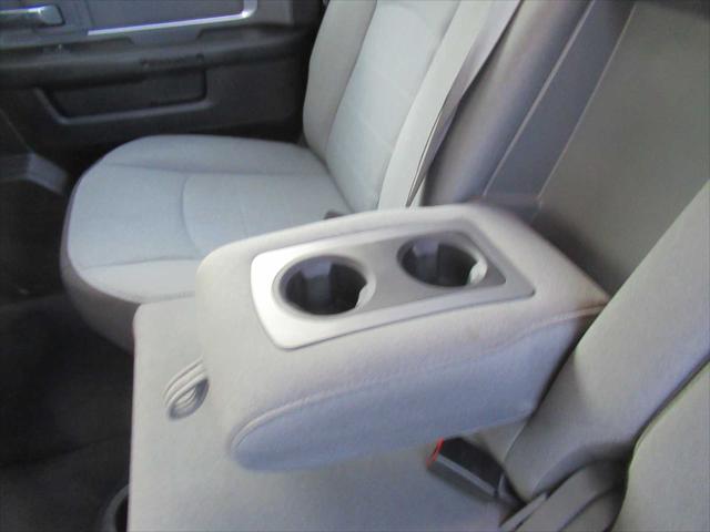 2023 Ram 1500 Classic SLT Crew Cab 4x4 5'7" Box