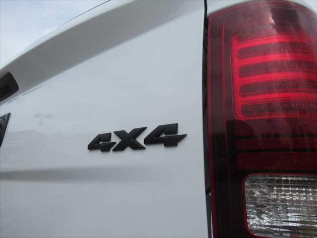 2024 Ram 1500 Classic Warlock Crew Cab 4x4 5'7" Box