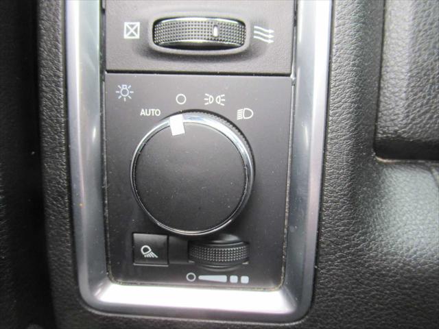 2024 Ram 1500 Classic Warlock Crew Cab 4x4 5'7" Box