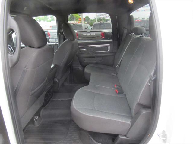 2024 Ram 1500 Classic Warlock Crew Cab 4x4 5'7" Box