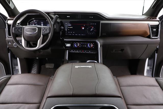 2025 GMC Sierra 3500HD Denali