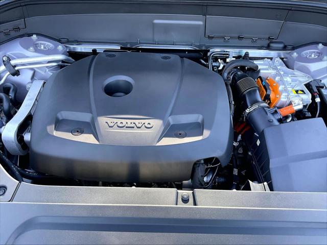 2026 Volvo XC90 Plug-In Hybrid Ultra, T8 AWD, Electric/Gasoline, Bright, 7 Seats