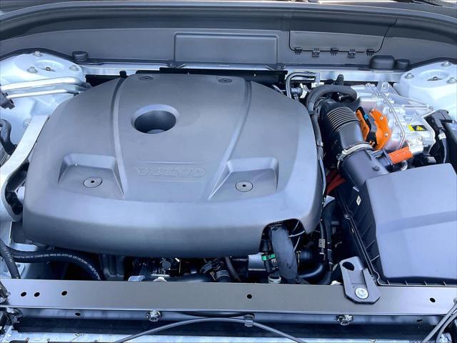 2026 Volvo XC60 Plug-In Hybrid Plus, T8 AWD Electric/Gasoline, Dark