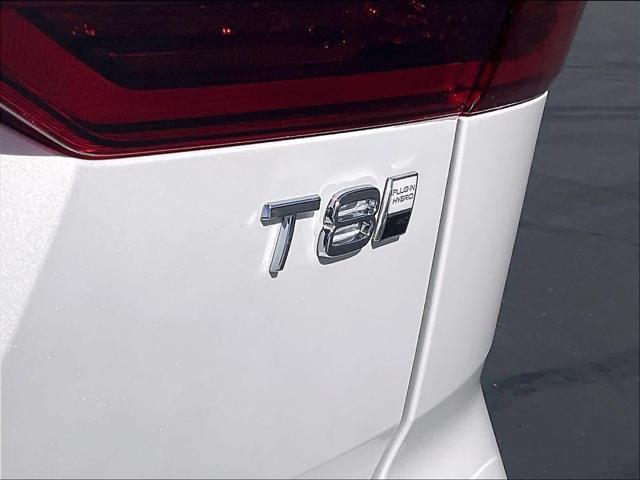 2026 Volvo XC60 Plug-In Hybrid Plus, T8 AWD Electric/Gasoline, Dark