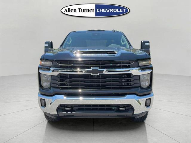 2026 Chevrolet Silverado 2500HD Crew Cab, Standard Bed, LT, 4WD