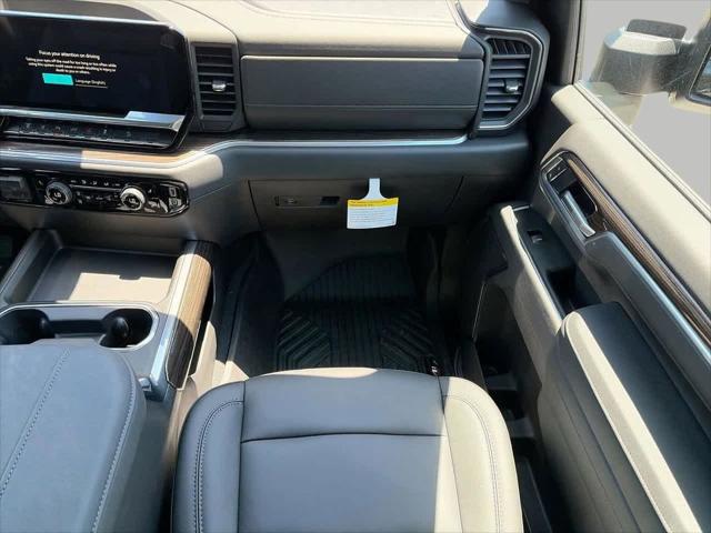 2026 Chevrolet Silverado 2500HD Crew Cab, Standard Bed, LT, 4WD