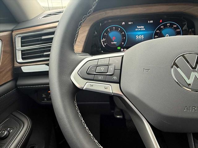 2026 Volkswagen Atlas SE with Technology