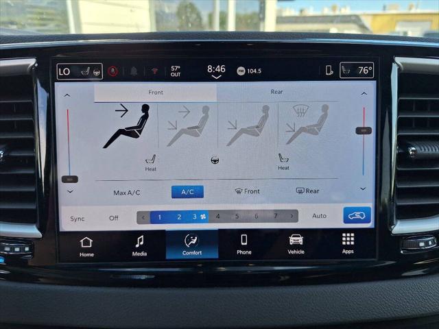 2026 Chrysler Pacifica Select