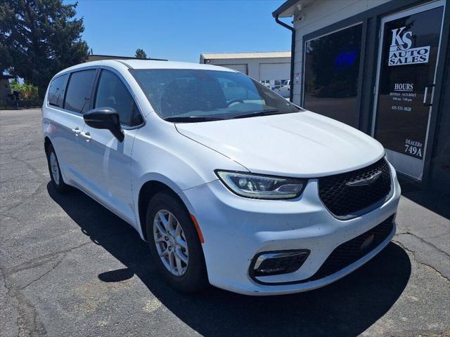 2026 Chrysler Pacifica Select for sale in Smithfield , UT