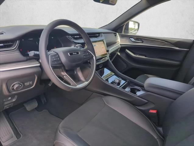 2026 Jeep Grand Cherokee GRAND CHEROKEE LAREDO ALTITUDE 4X2