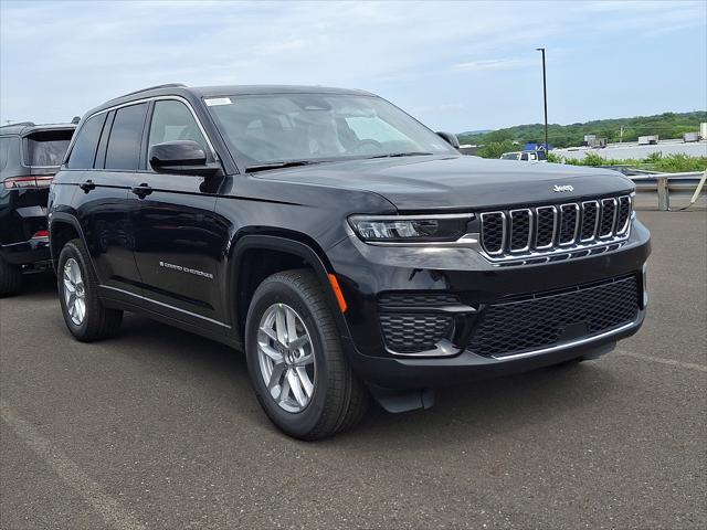2026 Jeep Grand Cherokee GRAND CHEROKEE LAREDO X 4X4 2026 Jeep Grand Cherokee GRAND CHEROKEE LAREDO X 4X4