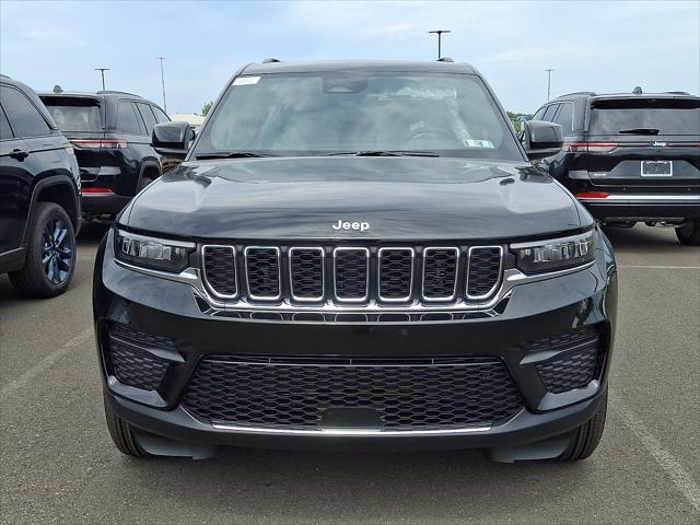 2026 Jeep Grand Cherokee GRAND CHEROKEE LAREDO X 4X4 2026 Jeep Grand Cherokee GRAND CHEROKEE LAREDO X 4X4