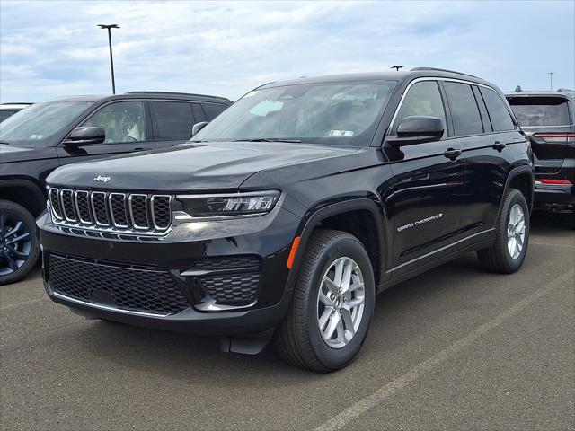 2026 Jeep Grand Cherokee GRAND CHEROKEE LAREDO X 4X4 2026 Jeep Grand Cherokee GRAND CHEROKEE LAREDO X 4X4