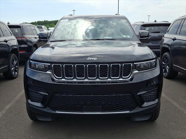 2026 Jeep Grand Cherokee GRAND CHEROKEE LAREDO X 4X4 2026 Jeep Grand Cherokee GRAND CHEROKEE LAREDO X 4X4