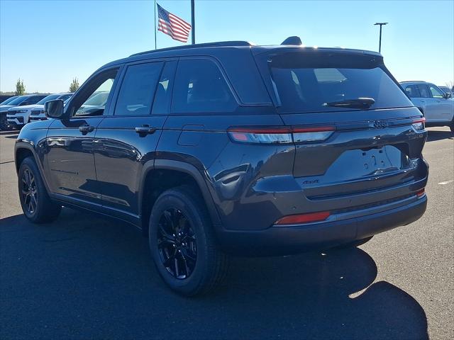 2026 Jeep Grand Cherokee GRAND CHEROKEE LAREDO ALTITUDE 4X4 2026 Jeep Grand Cherokee GRAND CHEROKEE LAREDO ALTITUDE 4X4